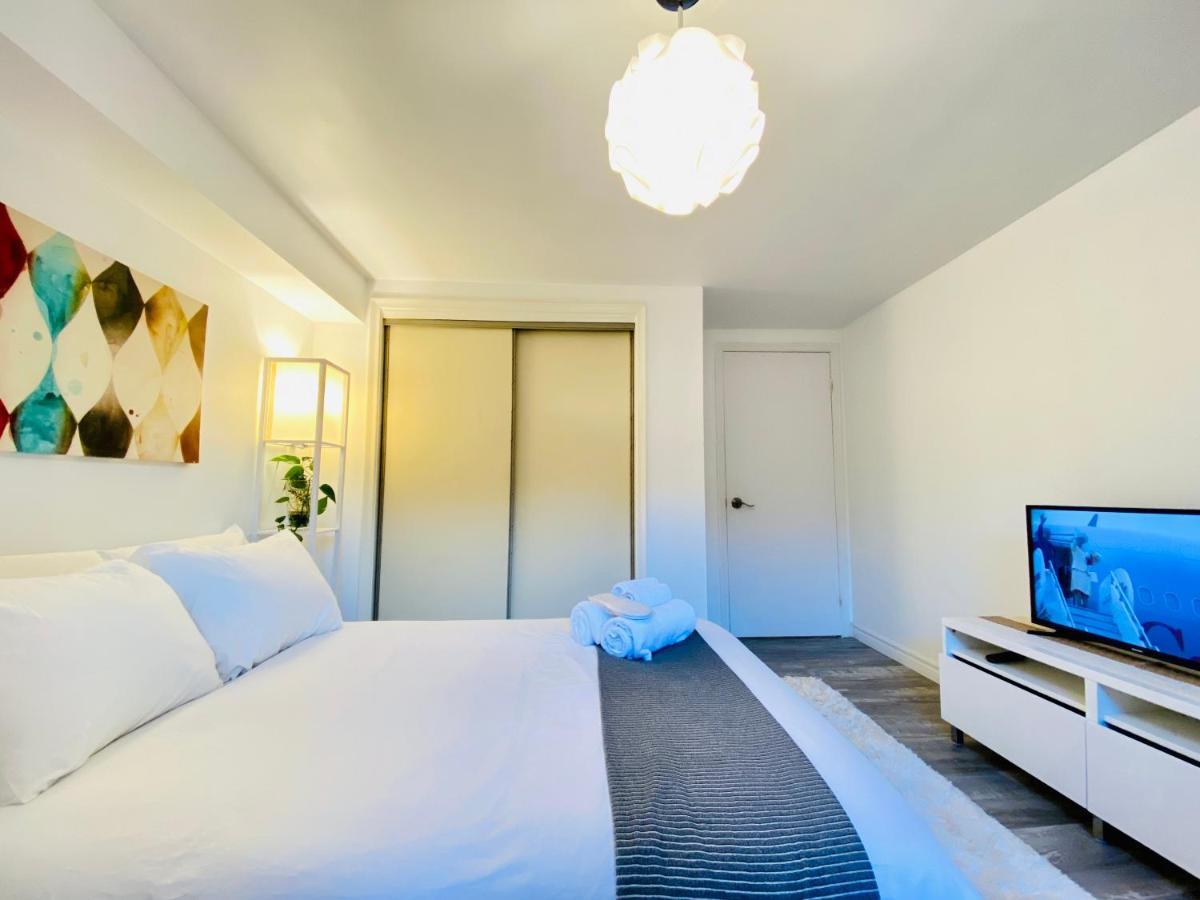 Toronto Bed & Breakfast - Free Parking Buitenkant foto