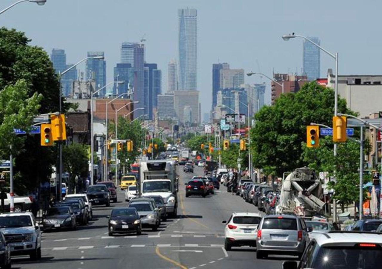 Toronto Bed & Breakfast - Free Parking Buitenkant foto